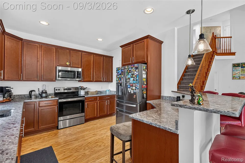 30935 Bradmore Road Warren City, MI 48092