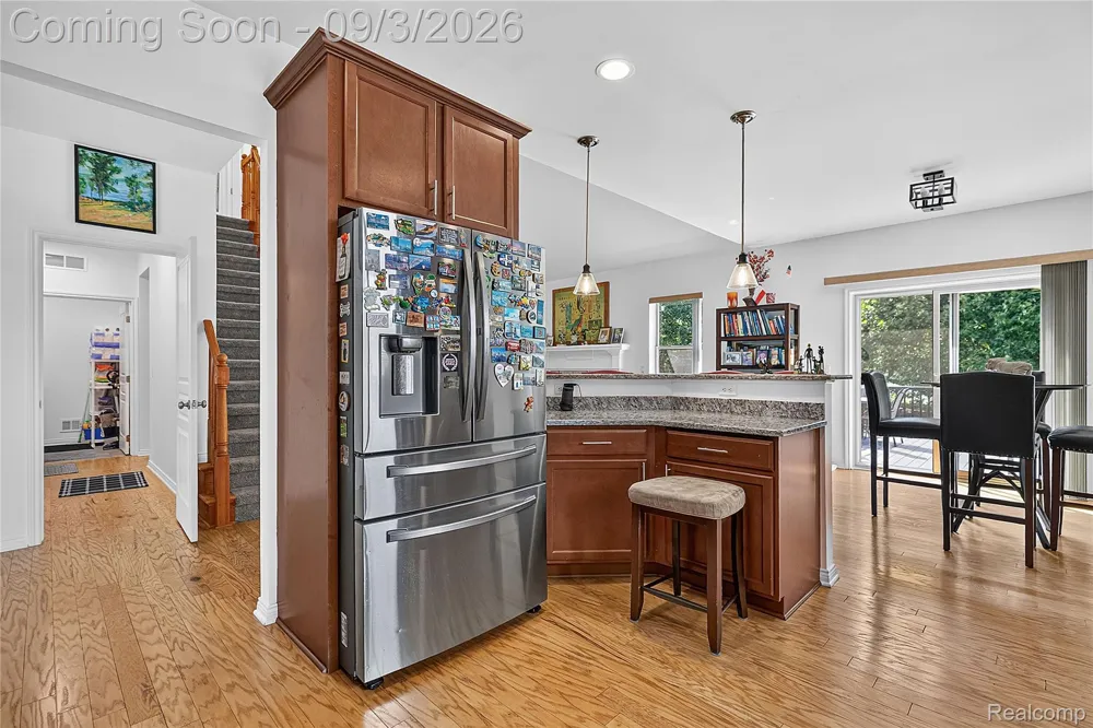 30935 Bradmore Road Warren City, MI 48092