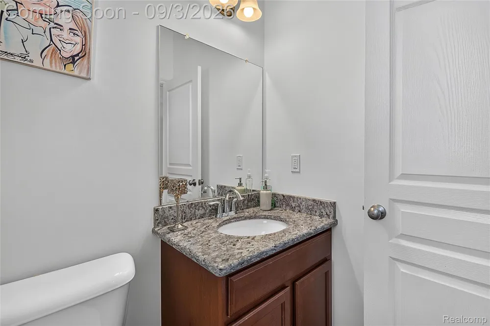 30935 Bradmore Road Warren City, MI 48092