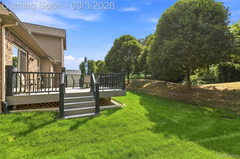30935 Bradmore Road Warren City, MI 48092