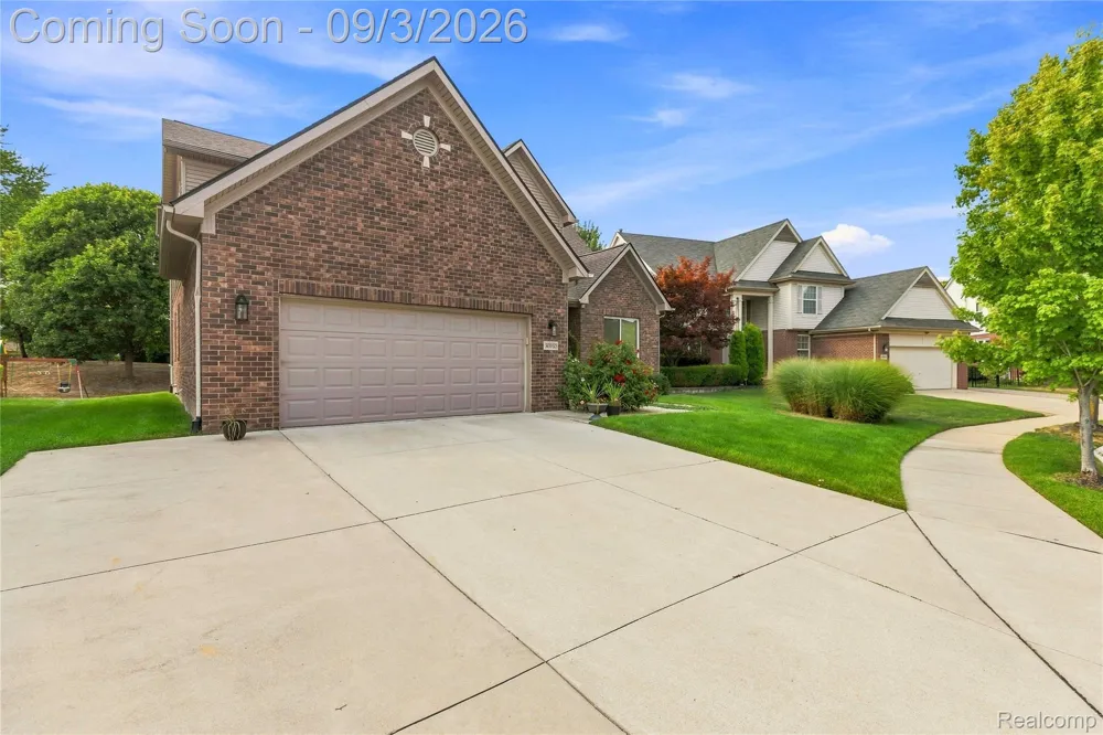 30935 Bradmore Road Warren City, MI 48092