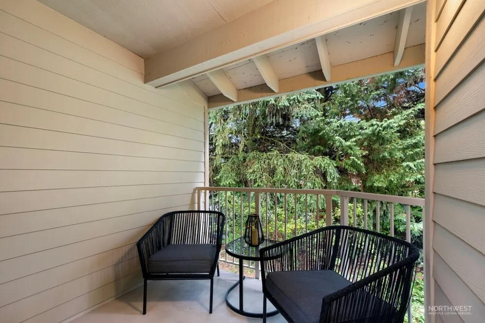 14633 NE 40th Street #K8 Bellevue, WA 98007