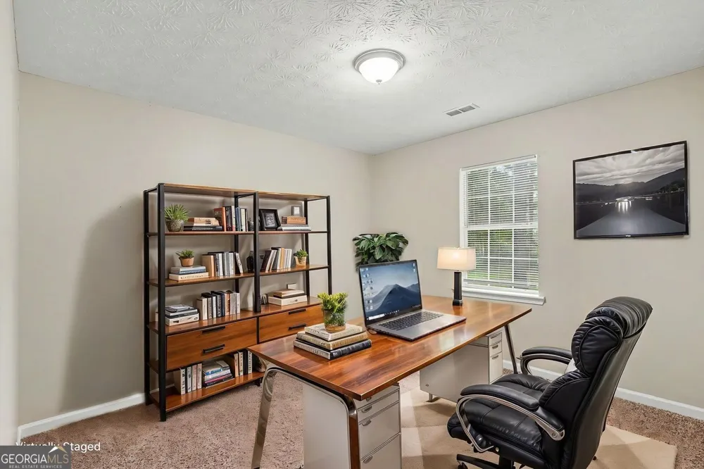 495 Robin RD Covington, GA 30016
