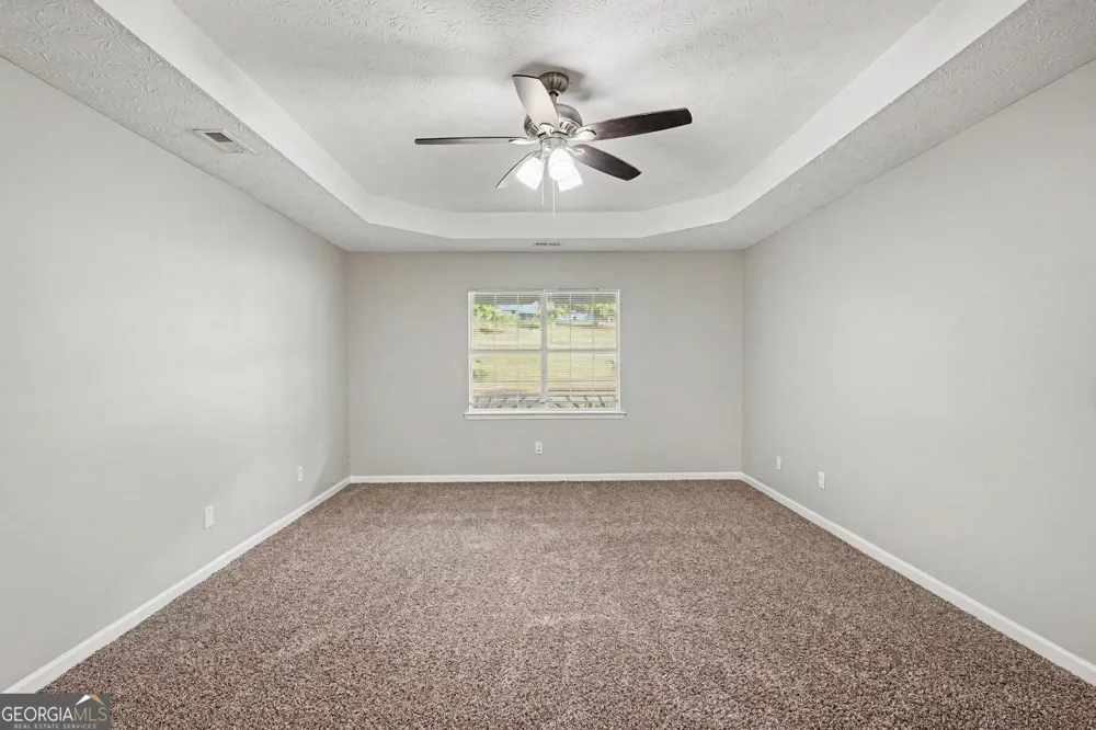 495 Robin RD Covington, GA 30016