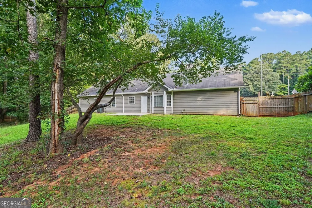 495 Robin RD Covington, GA 30016