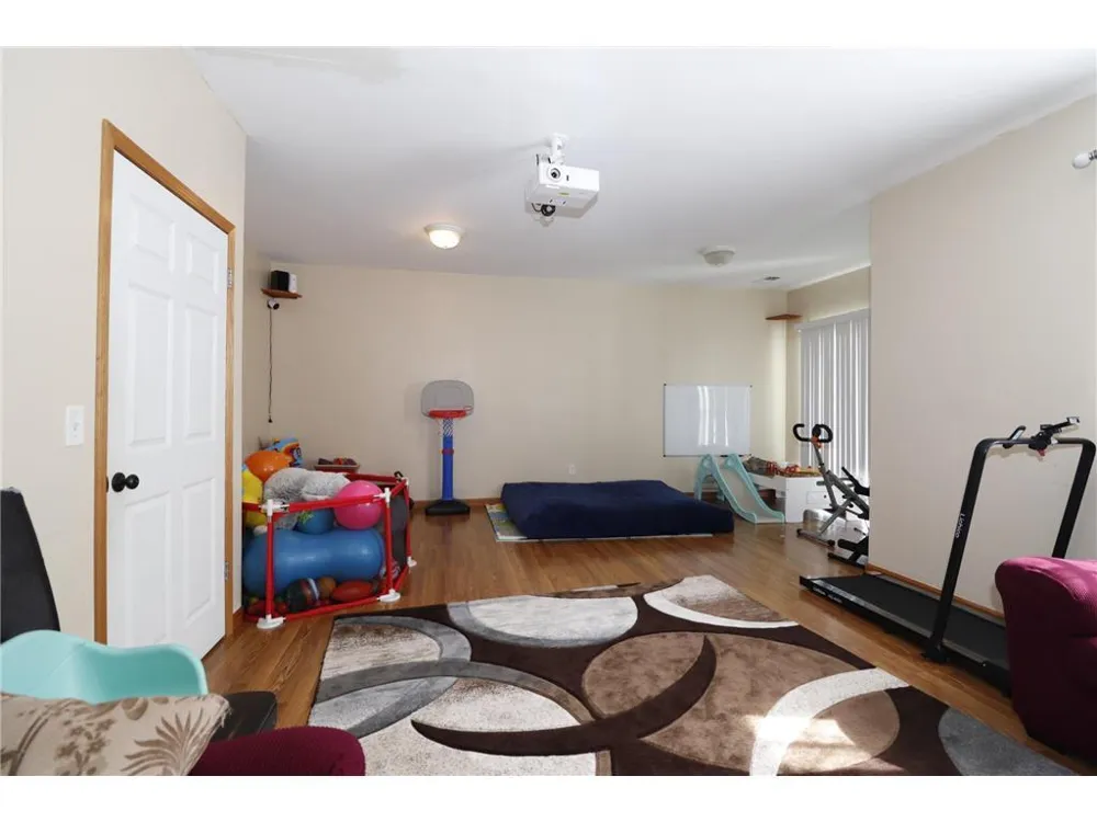 15356 Chili Court Rosemount, MN 55068