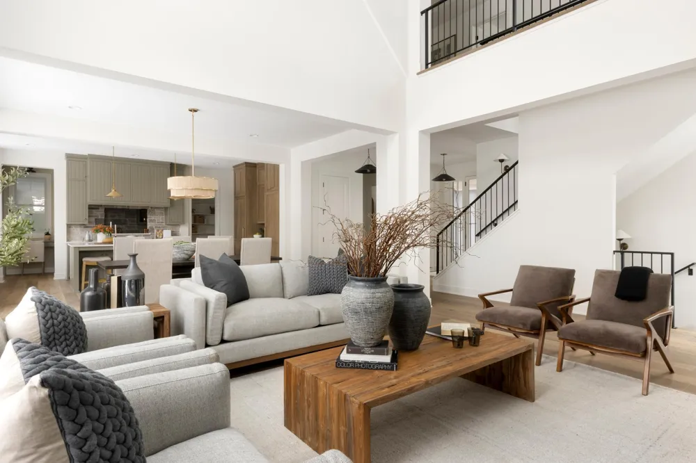 355 Margaret Circle Wayzata, MN 55391