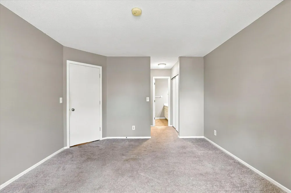 10943 Quebec Avenue S Bloomington, MN 55438