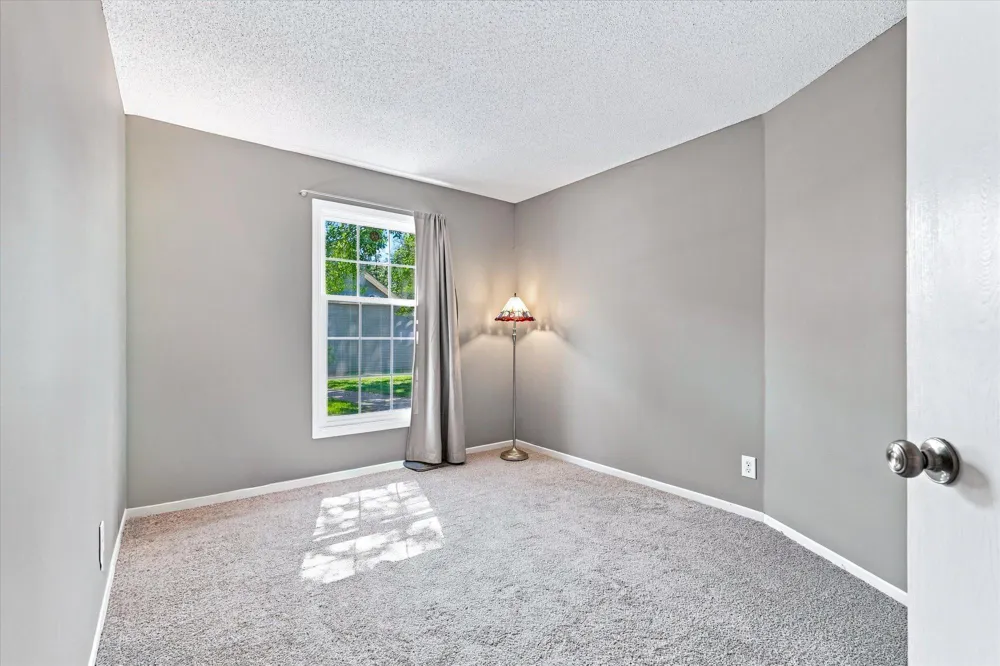 10943 Quebec Avenue S Bloomington, MN 55438