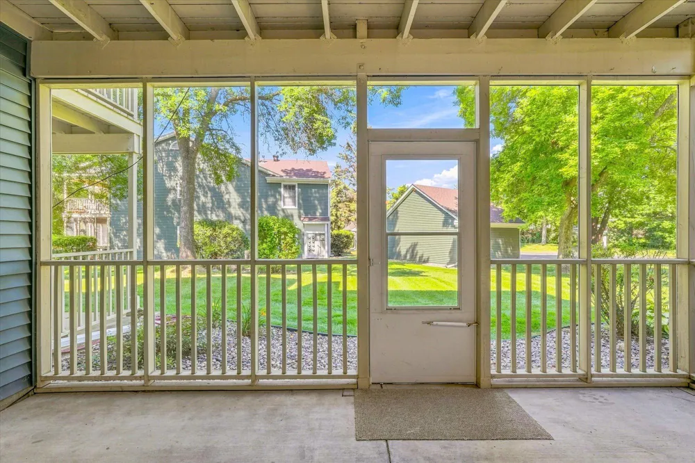 10943 Quebec Avenue S Bloomington, MN 55438
