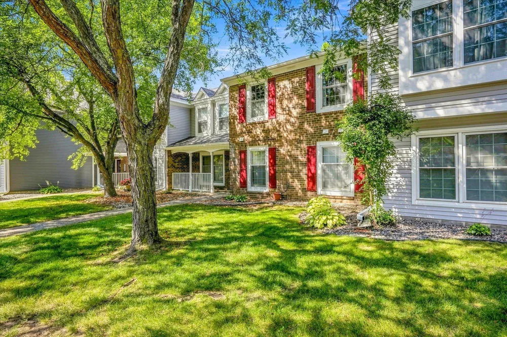 10943 Quebec Avenue S Bloomington, MN 55438