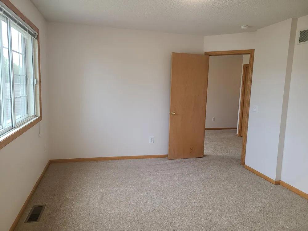 14660 Evergreen Trail #5 Apple Valley, MN 55124