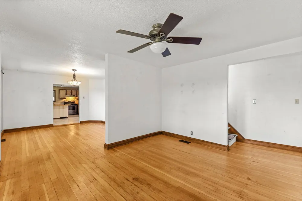 11620 375th Street North Branch, MN 55056