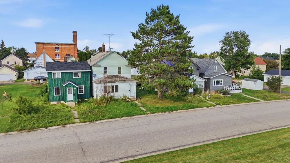 20 6th Street SW Chisholm, MN 55719