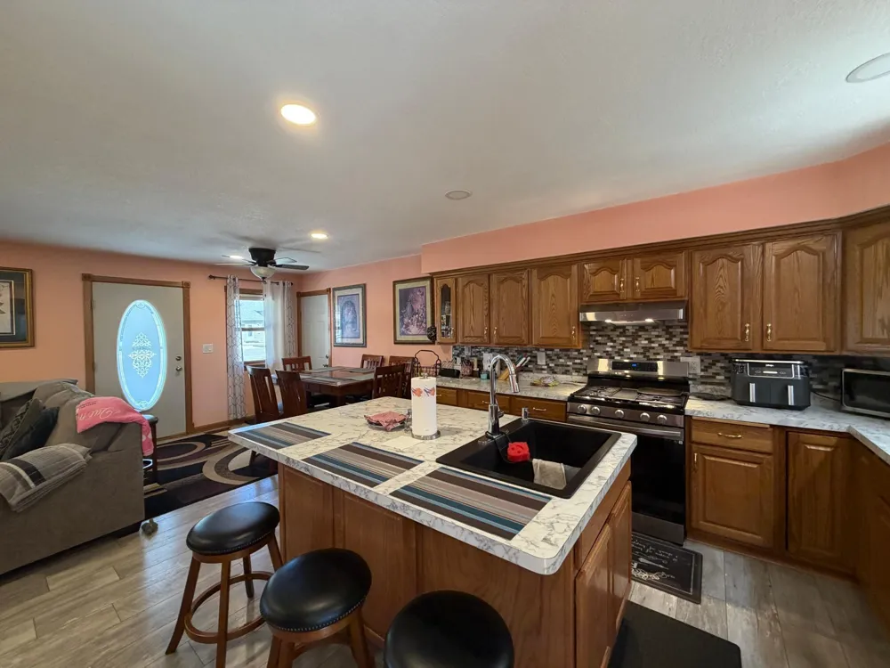 231 Elizabeth Street E Edgerton, MN 56128