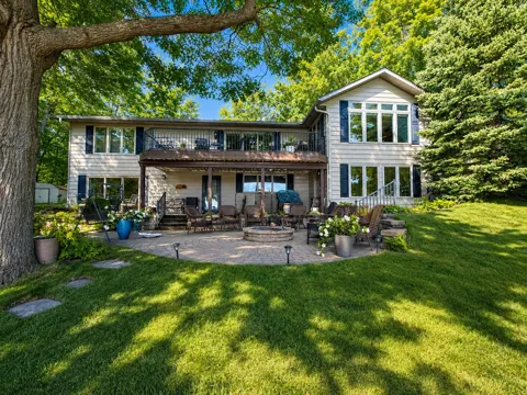 39282 Moonlight Bay Trail