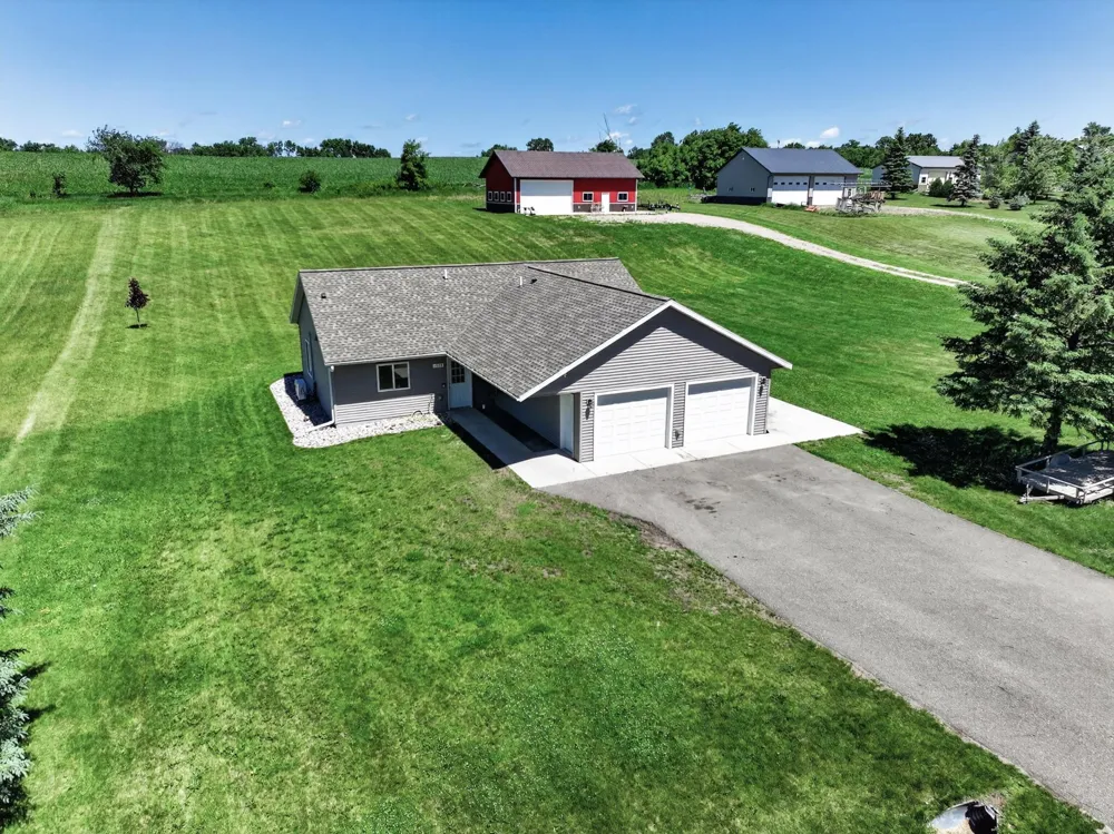 1378 W Latoka Drive SW Alexandria, MN 56308