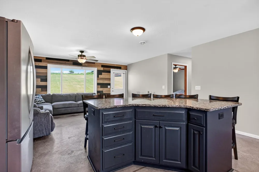 1378 W Latoka Drive SW Alexandria, MN 56308