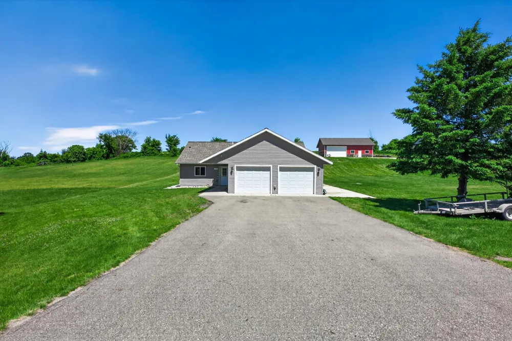 1378 W Latoka Drive SW Alexandria, MN 56308