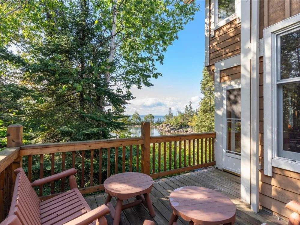 Cove Point Lodge 4576 Cove Side Cottages #410 Beaver Bay, MN 55616