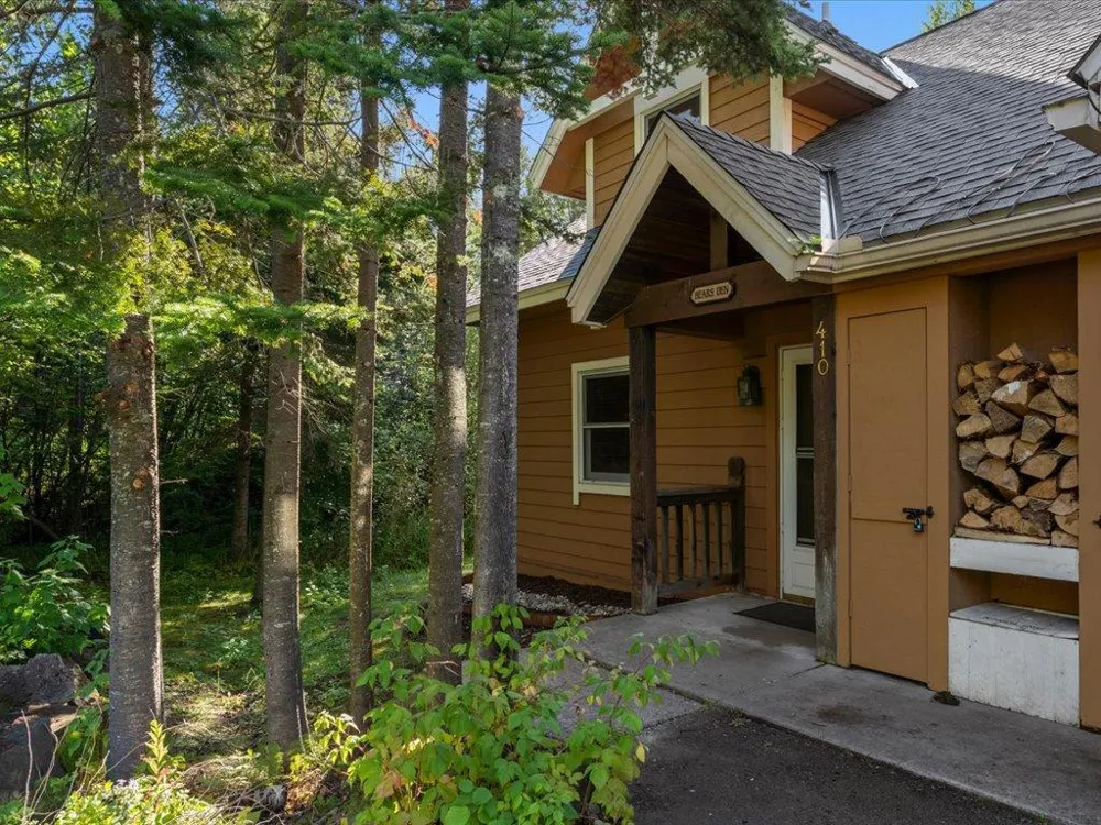 Cove Point Lodge 4576 Cove Side Cottages #410 Beaver Bay, MN 55616