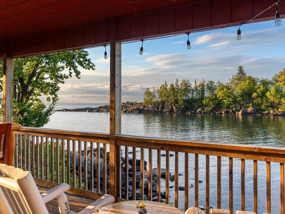 Cove Point Lodge 4576 Cove Side Cottages #410 Beaver Bay, MN 55616