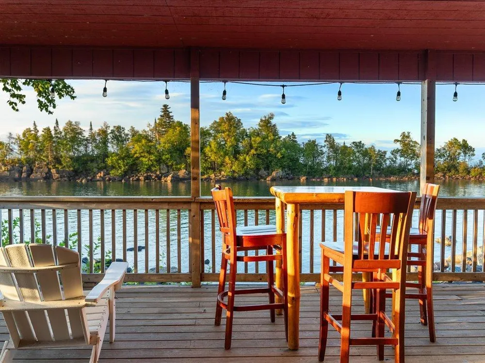 Cove Point Lodge 4576 Cove Side Cottages #410 Beaver Bay, MN 55616