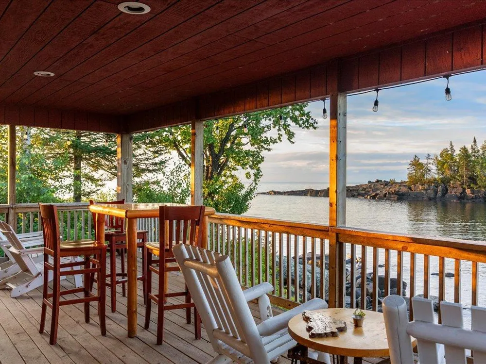 Cove Point Lodge 4576 Cove Side Cottages #410 Beaver Bay, MN 55616