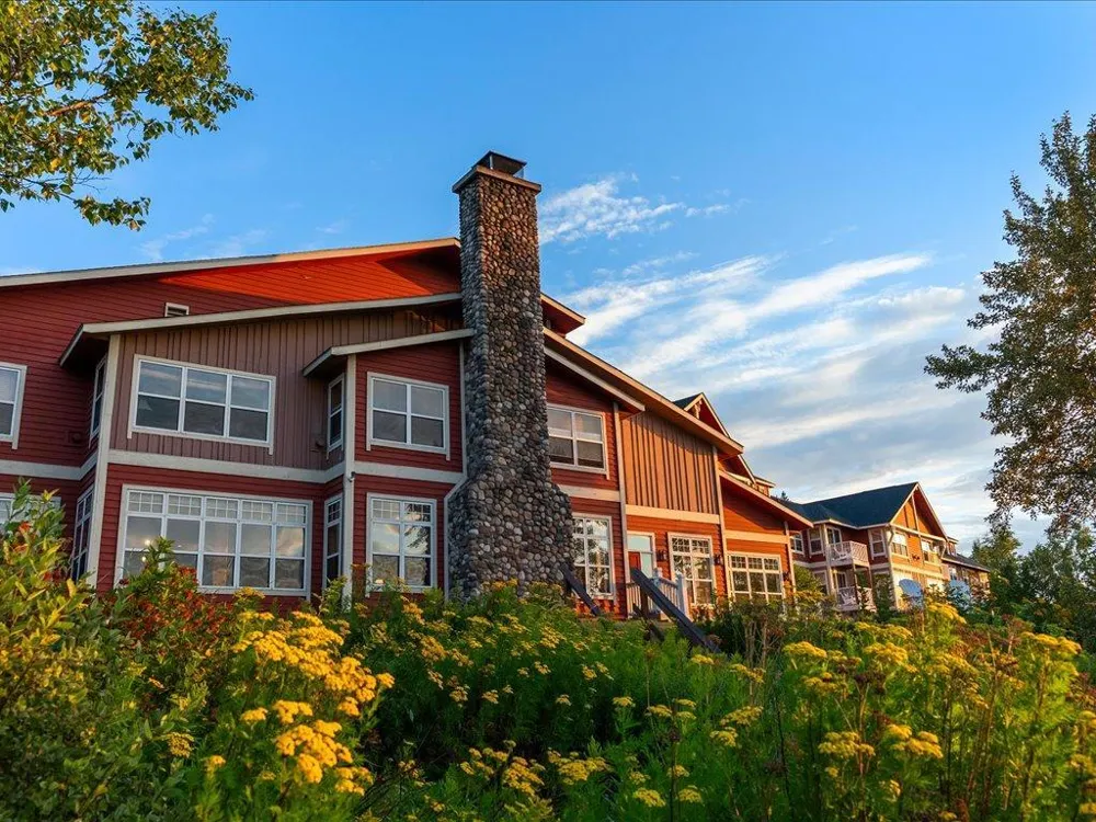 Cove Point Lodge 4576 Cove Side Cottages #410 Beaver Bay, MN 55616