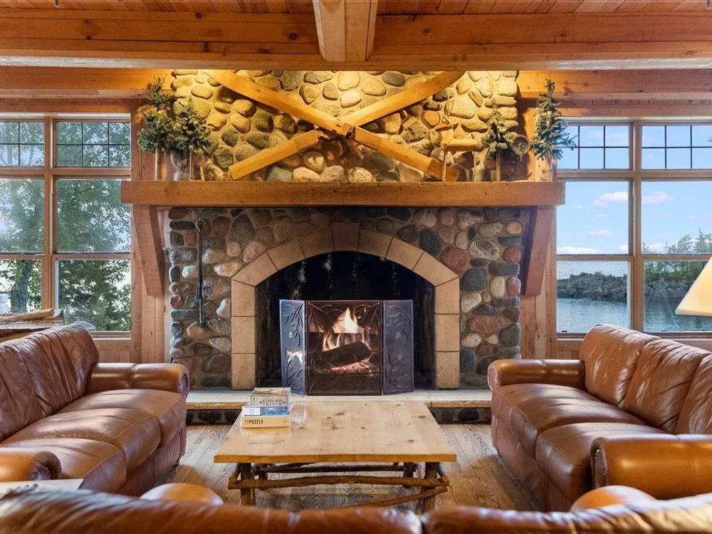 Cove Point Lodge 4576 Cove Side Cottages #410 Beaver Bay, MN 55616