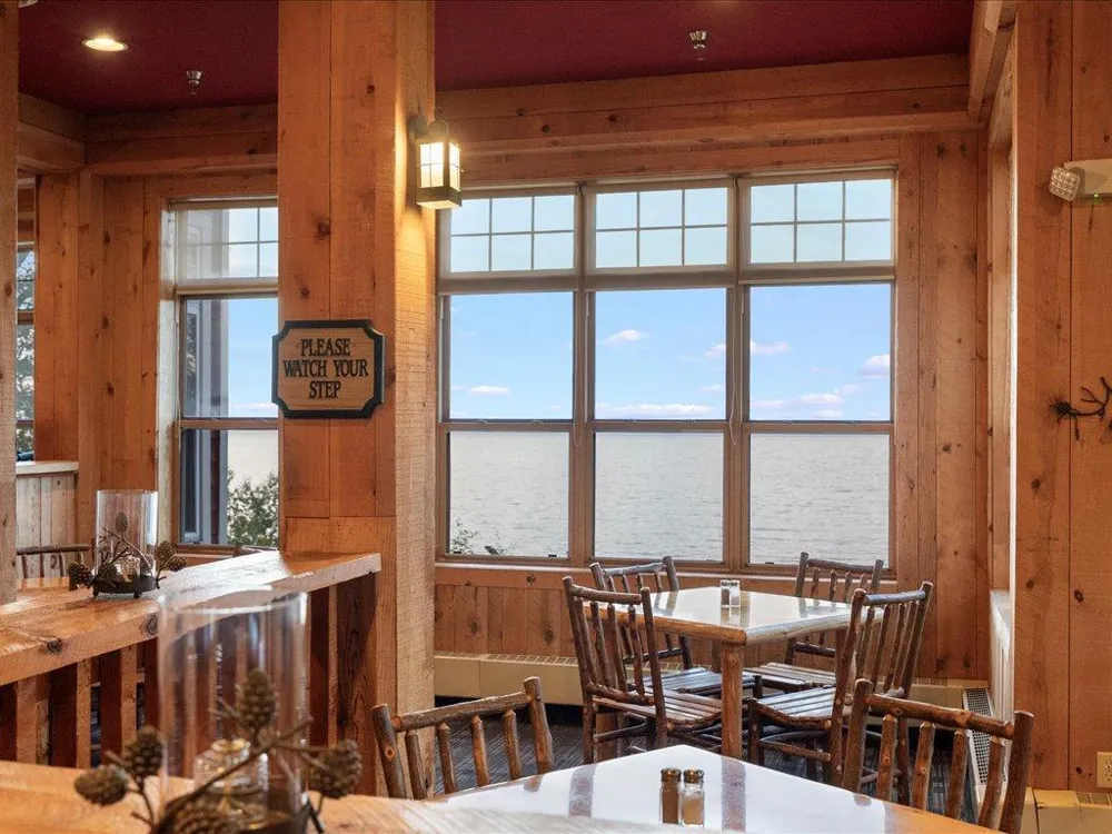Cove Point Lodge 4576 Cove Side Cottages #410 Beaver Bay, MN 55616