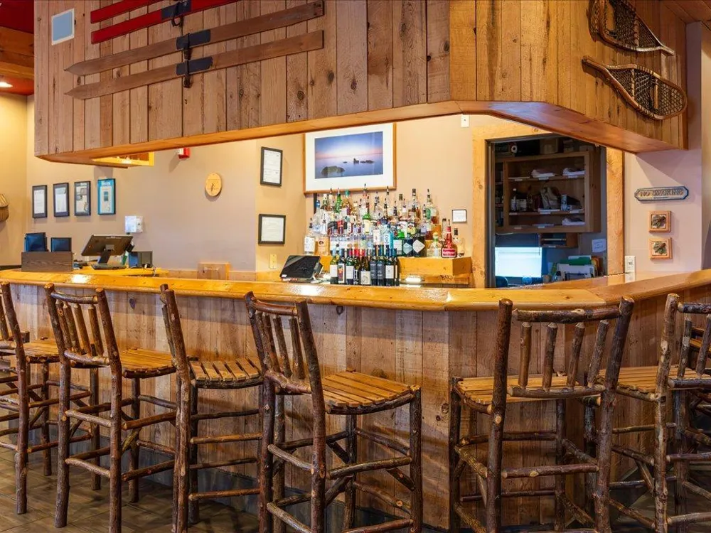 Cove Point Lodge 4576 Cove Side Cottages #410 Beaver Bay, MN 55616