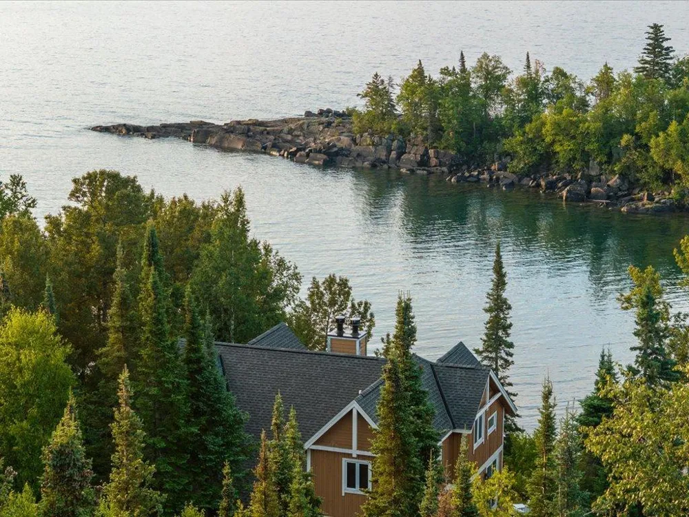 Cove Point Lodge 4576 Cove Side Cottages #410 Beaver Bay, MN 55616