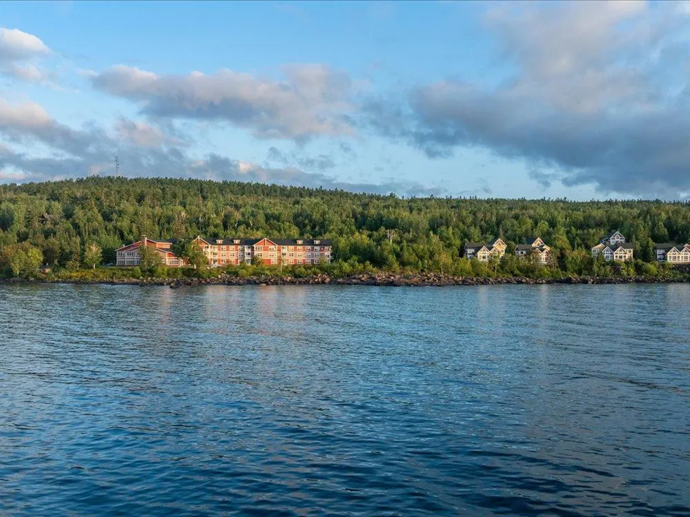 Cove Point Lodge 4576 Cove Side Cottages #410 Beaver Bay, MN 55616