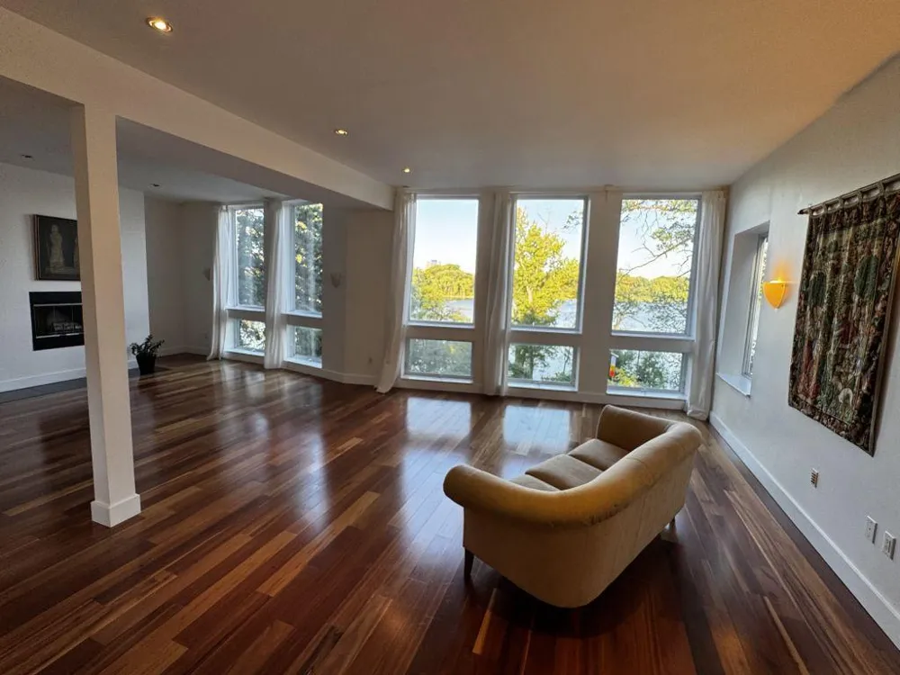 1928 Cedar Lake Parkway Minneapolis, MN 55416