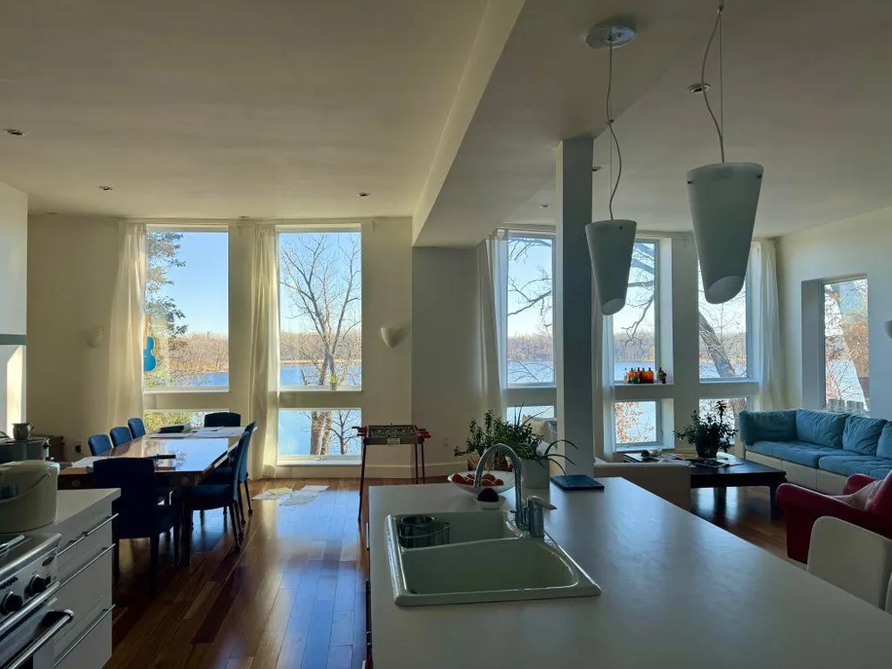 1928 Cedar Lake Parkway Minneapolis, MN 55416