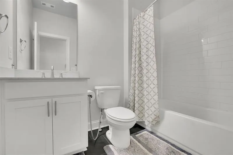 1070 Poppy Pointe Alpharetta, GA 30004