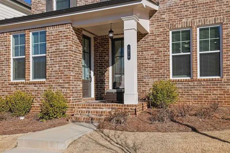 1070 Poppy Pointe Alpharetta, GA 30004