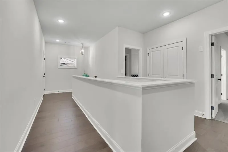 1070 Poppy Pointe Alpharetta, GA 30004