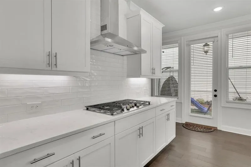 1070 Poppy Pointe Alpharetta, GA 30004