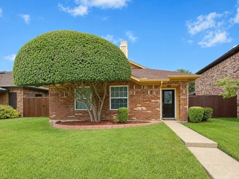 1647 Kingspoint Drive