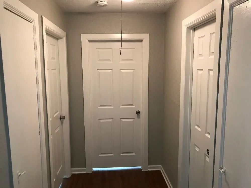 1956 E Illinois Avenue Dallas, TX 75216
