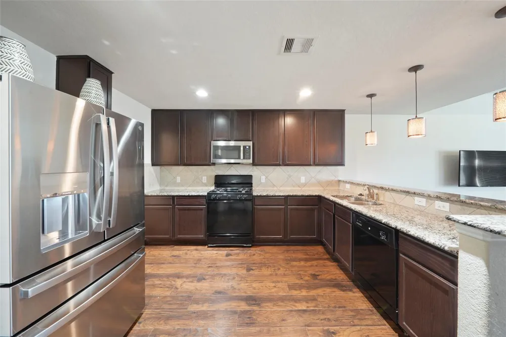 2148 Pacific Loon Lane Conroe, TX 77385