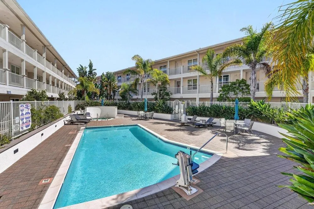 2030 Pacific Avenue #440 Santa Cruz, CA 95060