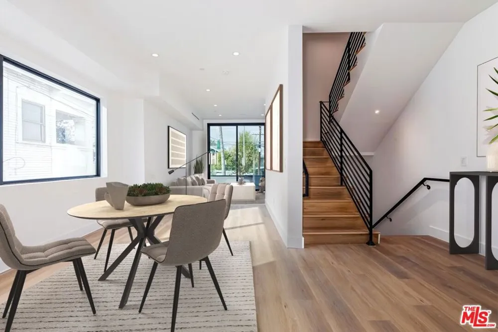 1436 Edgecliffe Drive #103 Los Angeles, CA 90026