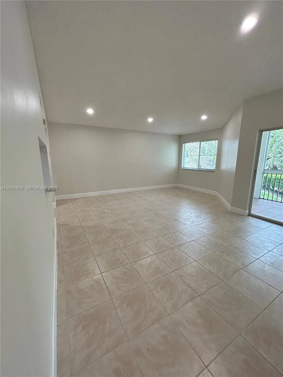 9733 Westview Dr #1321 Coral Springs, FL 33076