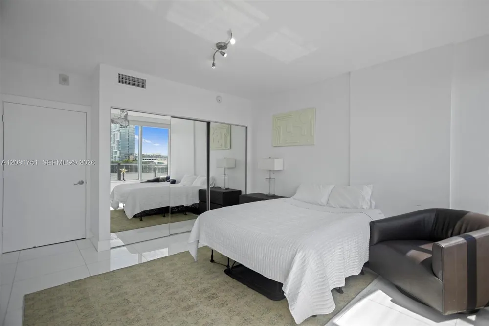 2155 Washington Ct #601 Miami Beach, FL 33139
