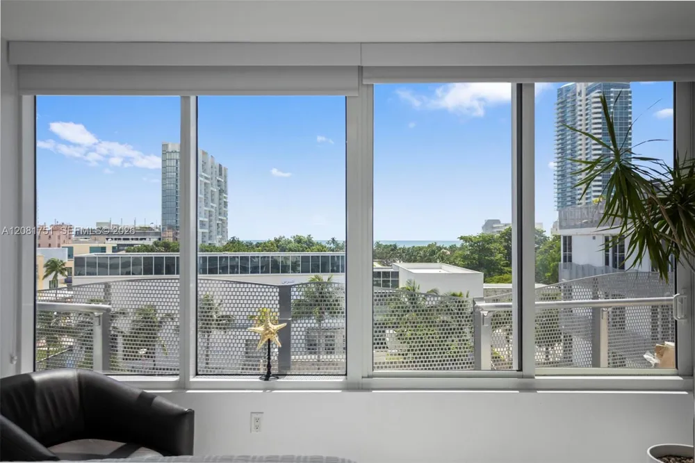 2155 Washington Ct #601 Miami Beach, FL 33139