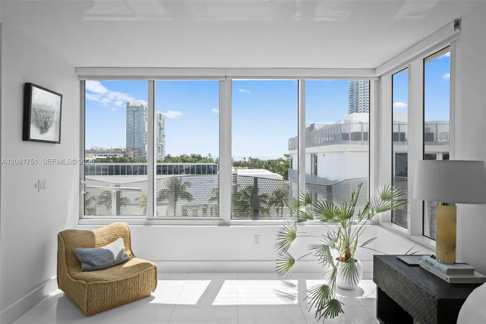 2155 Washington Ct #601 Miami Beach, FL 33139