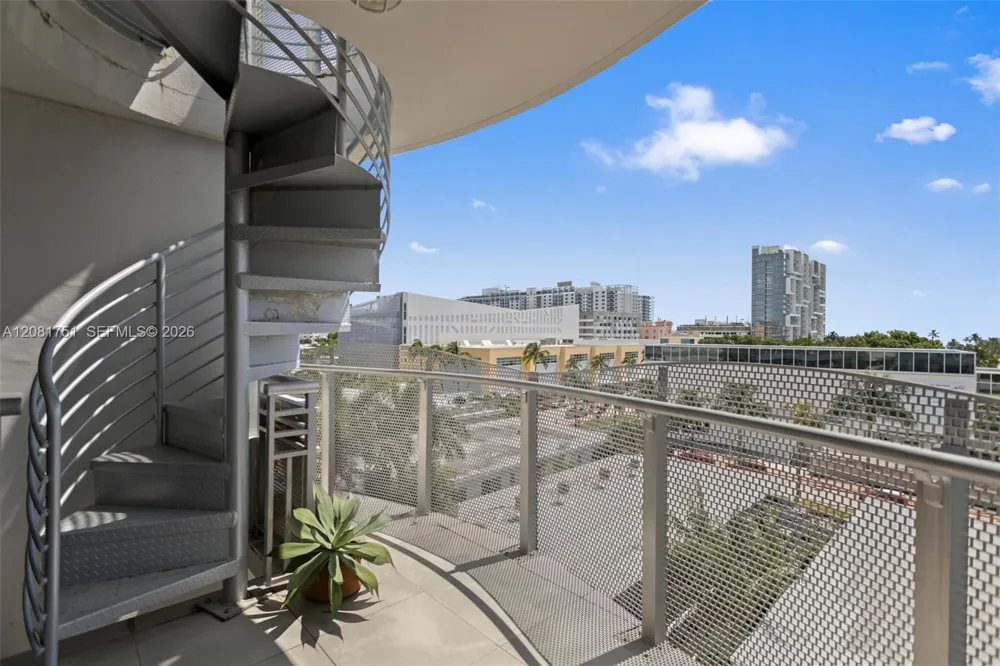 2155 Washington Ct #601 Miami Beach, FL 33139